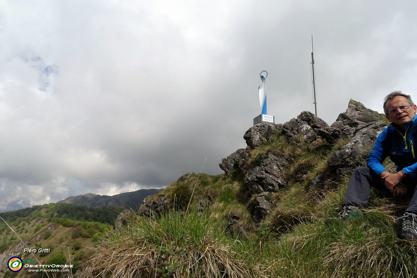 54 Alla Madonna delle Cime del Corno Zuccone (1458 m).JPG -                                